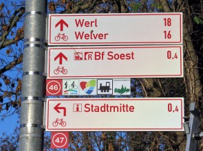 Foto Radverkehsnetz - Tabellenwegweiser